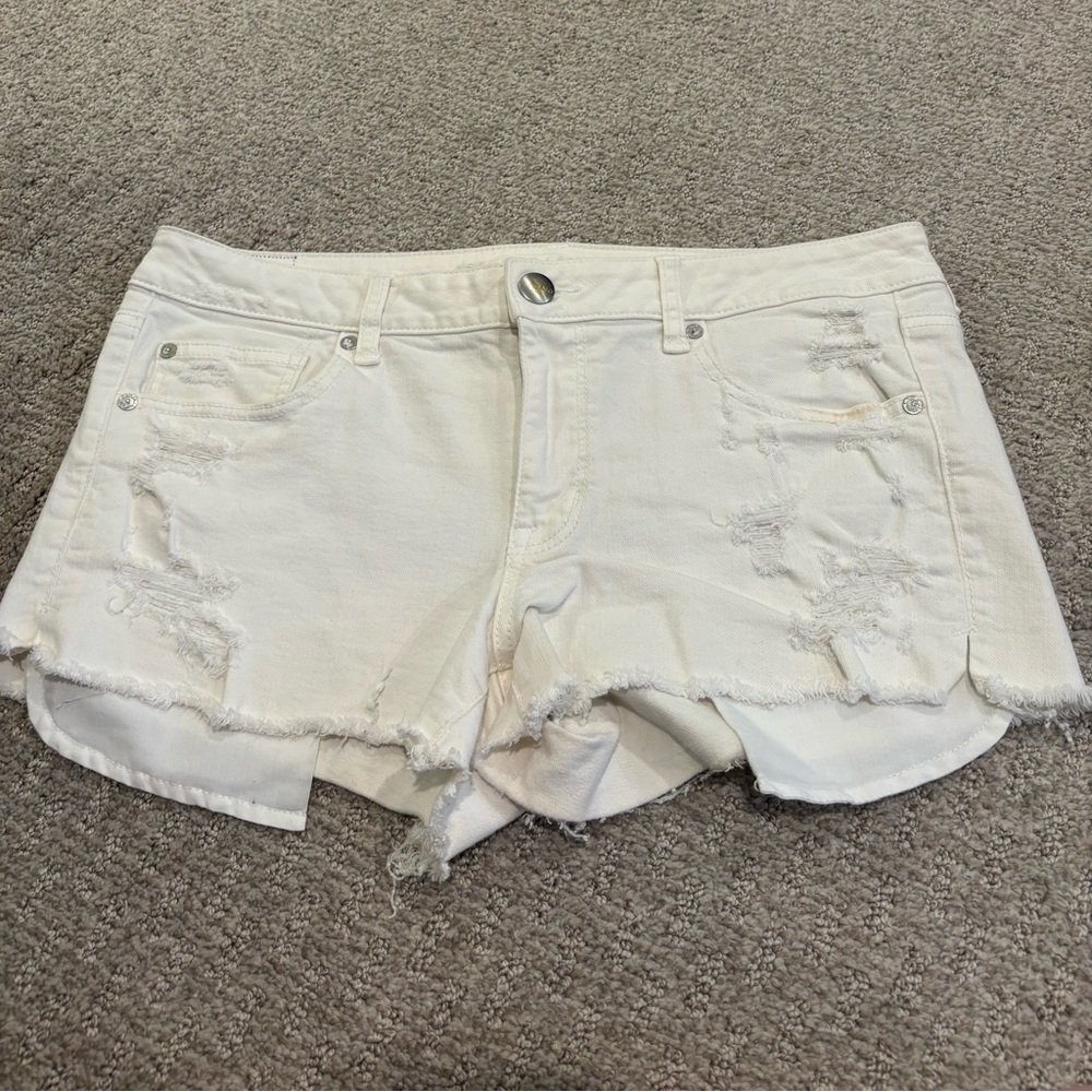 White American Eagle Shorts